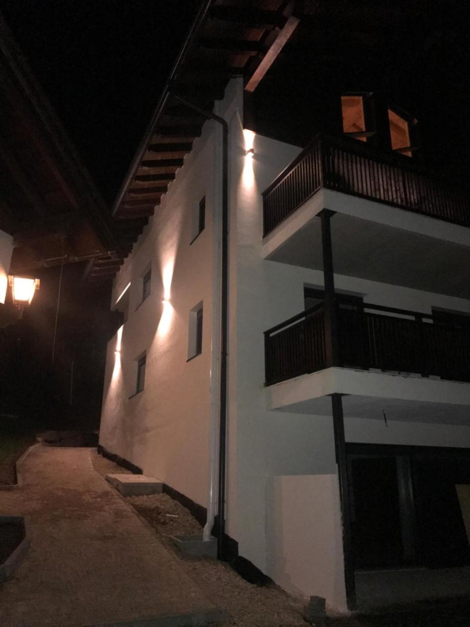 Antonya Apartments Schenna Zewnętrze zdjęcie